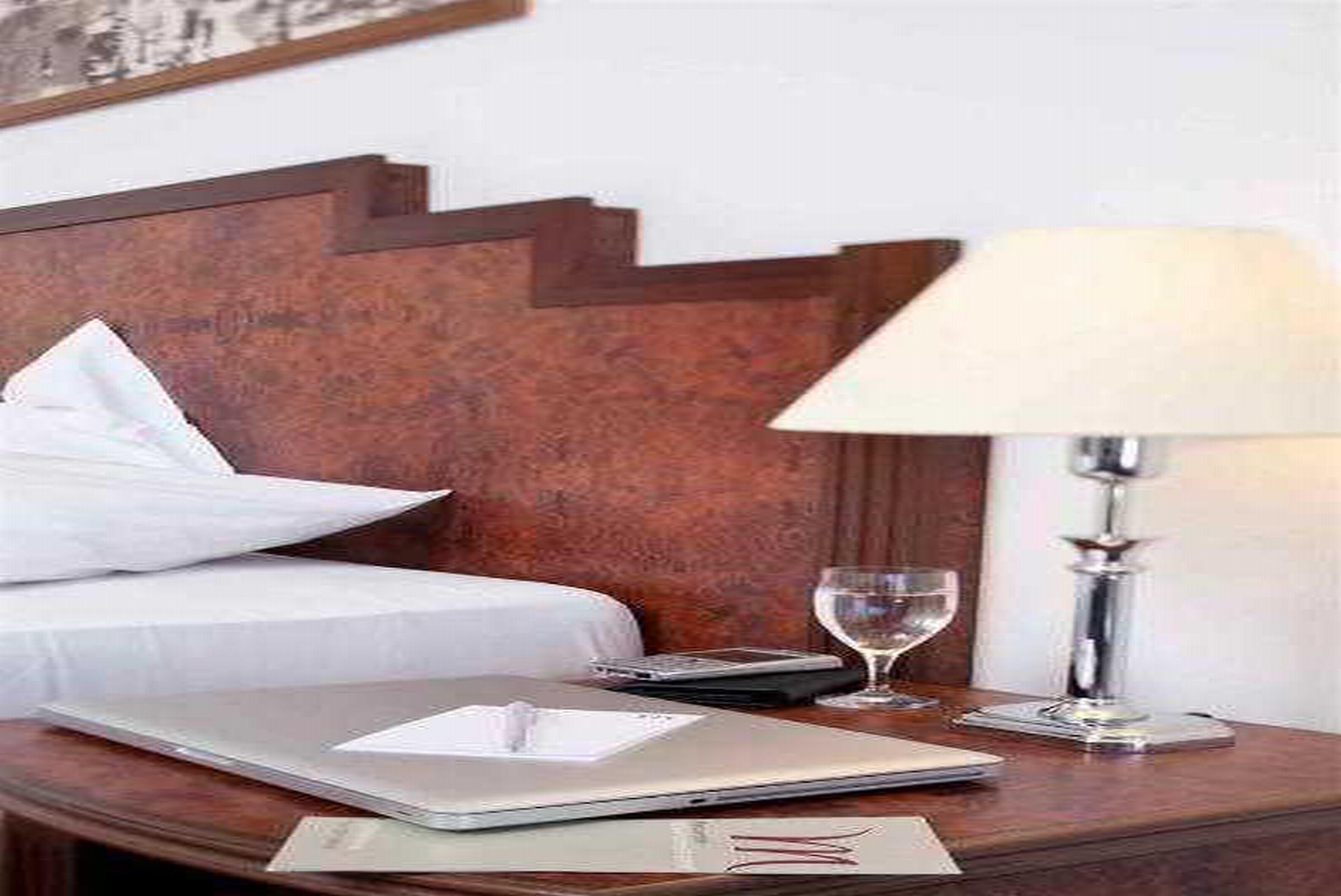 Mercure Hotel Berlin Tempelhof Bagian luar foto