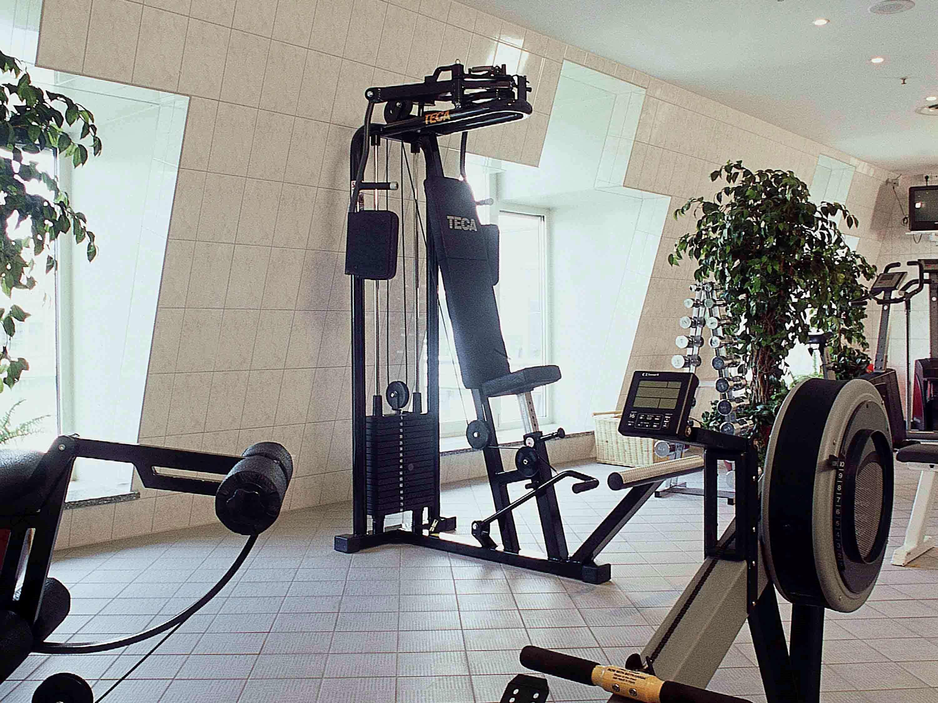 Mercure Hotel Berlin Tempelhof Bagian luar foto